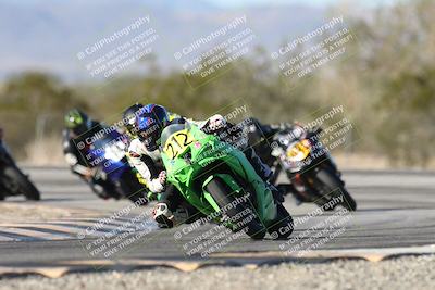 media/Dec-07-2025-CVMA (Sun) [[3e7d2de5dc]]/Race 12- Formula 40 MW and LW/